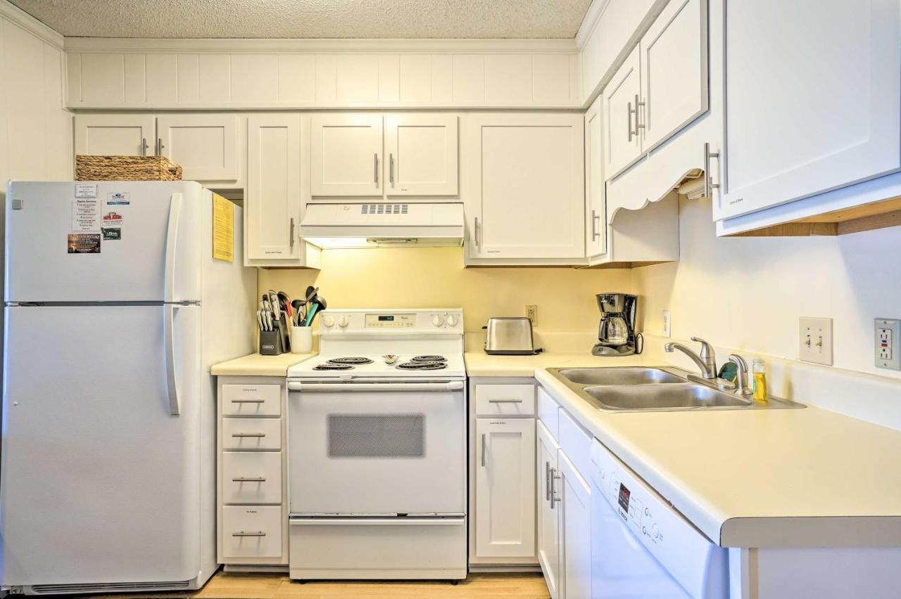 Isle Of Palms Condo With Pool Access Walk To Beach! 외부 사진